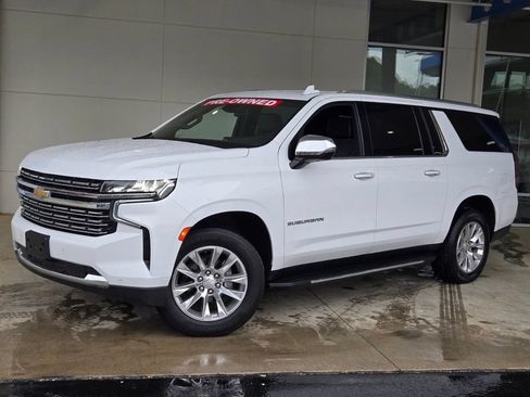 Used 2023 Chevrolet Suburban Premier AWD/4WD image 1
