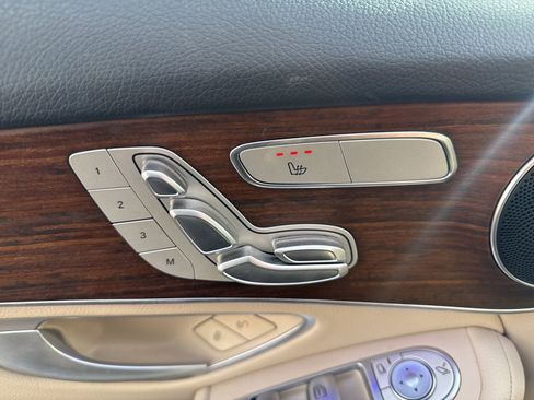 Certified 2022 Mercedes-Benz GLC 300 4MATIC image 9