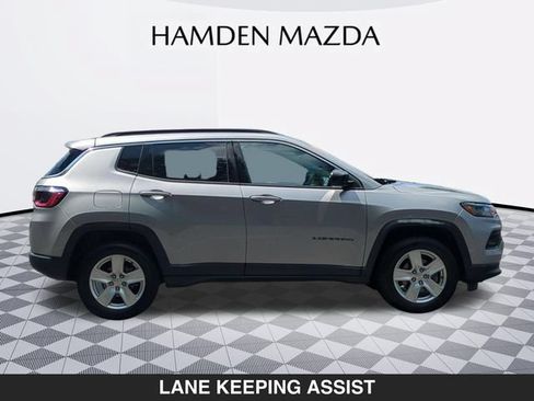 Used 2022 Jeep Compass Latitude AWD/4WD image 2