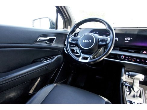 Certified 2023 Kia Sportage X-Line image 10