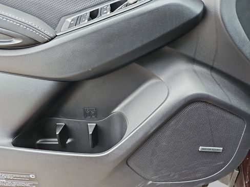 Used 2025 Subaru Ascent Touring image 30