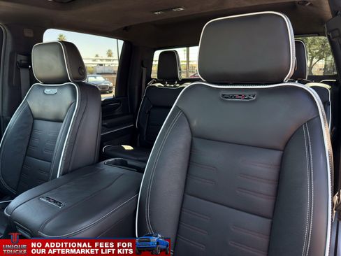 Used 2025 GMC Sierra 2500 AT4X AWD/4WD image 19