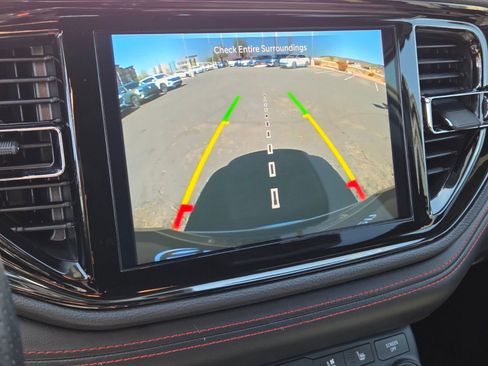 Used 2024 Dodge Durango GT image 17