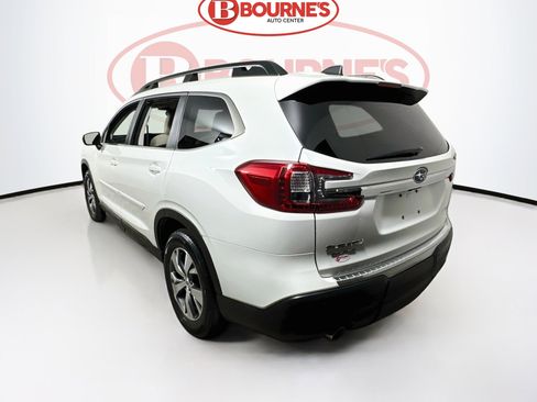 Used 2023 Subaru Ascent Premium w/ Convenience Package AWD/4WD image 8
