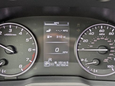 Used 2024 Subaru Crosstrek 2.0i Premium w/ Crosstrek Mirror Package AWD/4WD image 24