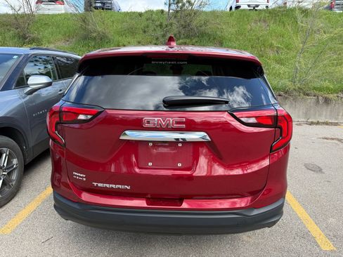 Used 2018 GMC Terrain SLE FWD image 3