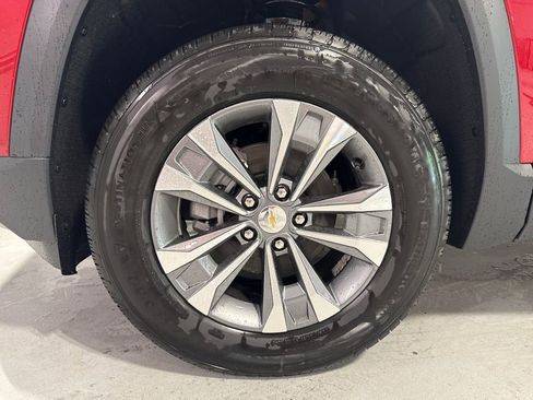 New 2026 Chevrolet Equinox LT w/ LPO, Floor Liner Package FWD image 44