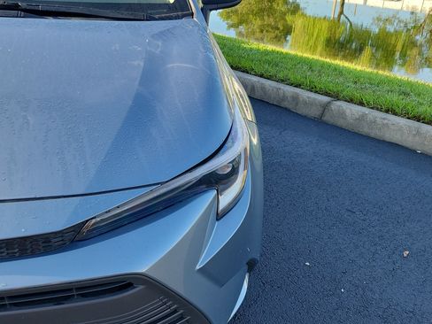 Used 2023 Toyota Corolla LE FWD image 3