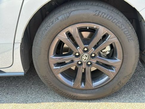 Used 2024 Toyota Sienna XSE w/ XSE Premium Package AWD/4WD image 14