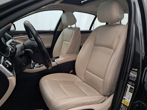 Used 2014 BMW 535i xDrive 535i xDrive Premium image 9