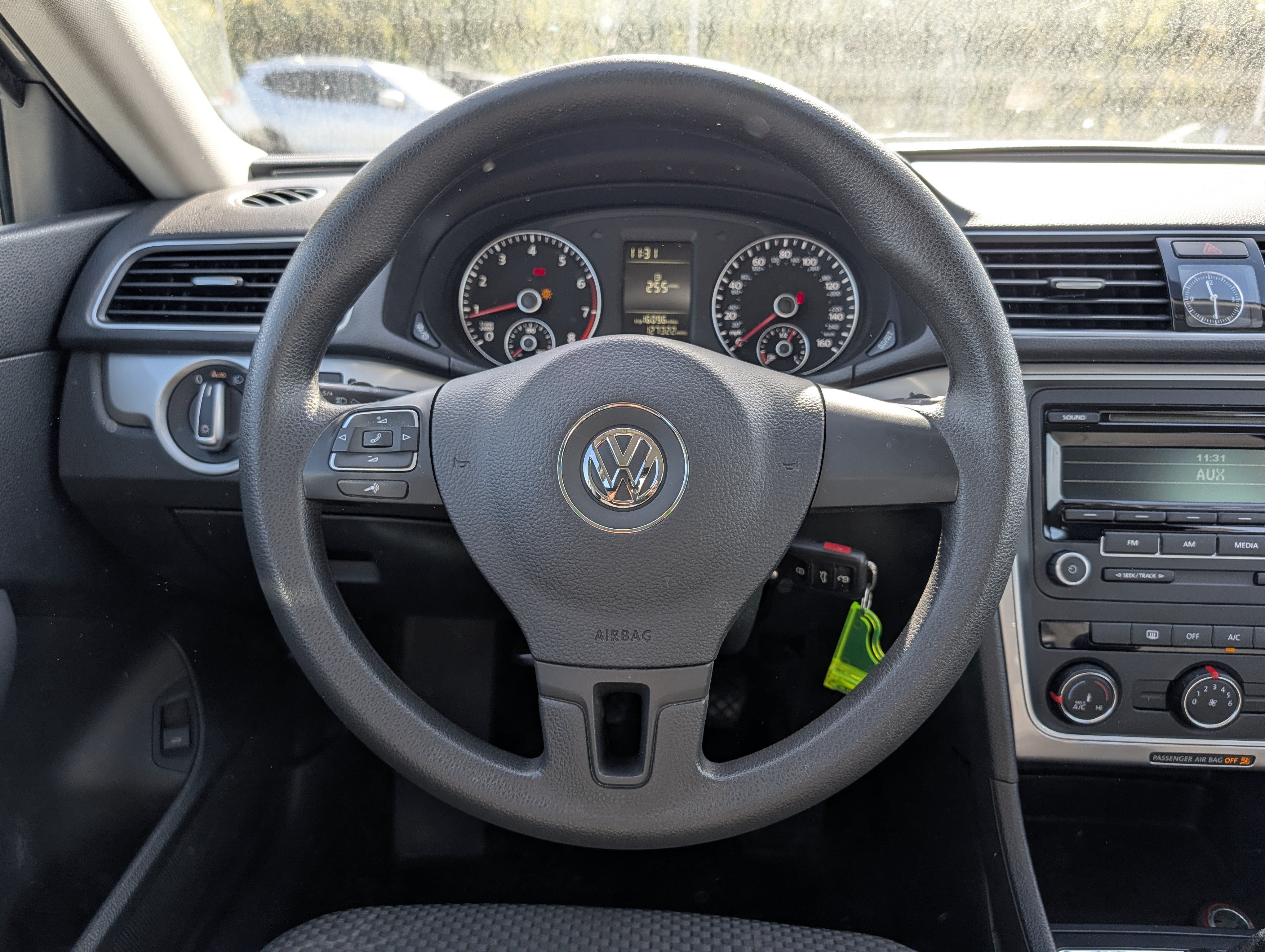 Used 2013 Volkswagen Passat 2.5 S FWD image 25