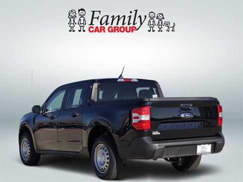 Used 2024 Ford Maverick XL image 3