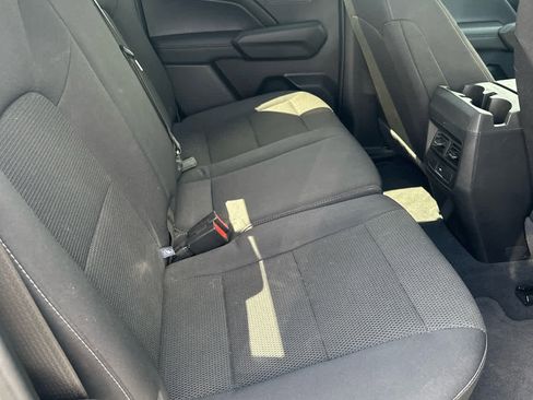 Used 2024 Chevrolet Colorado LT w/ LT Convenience Package II image 5