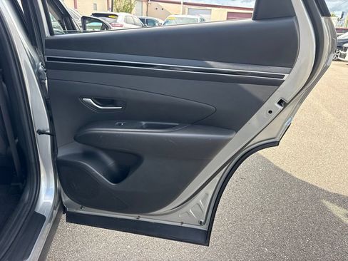 Used 2023 Hyundai Tucson SEL AWD/4WD image 16
