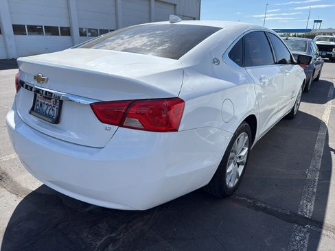 Used 2017 Chevrolet Impala LT FWD image 4