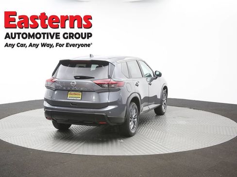 Used 2024 Nissan Rogue S AWD/4WD image 35