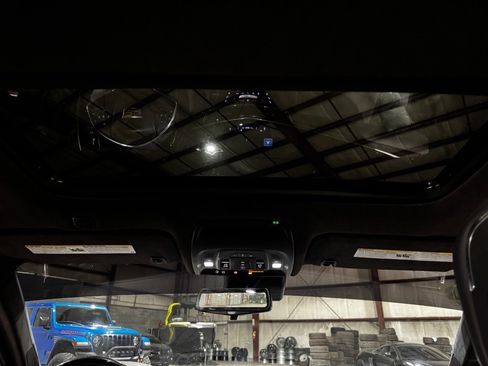 Used 2018 Cadillac CT6 Platinum image 32