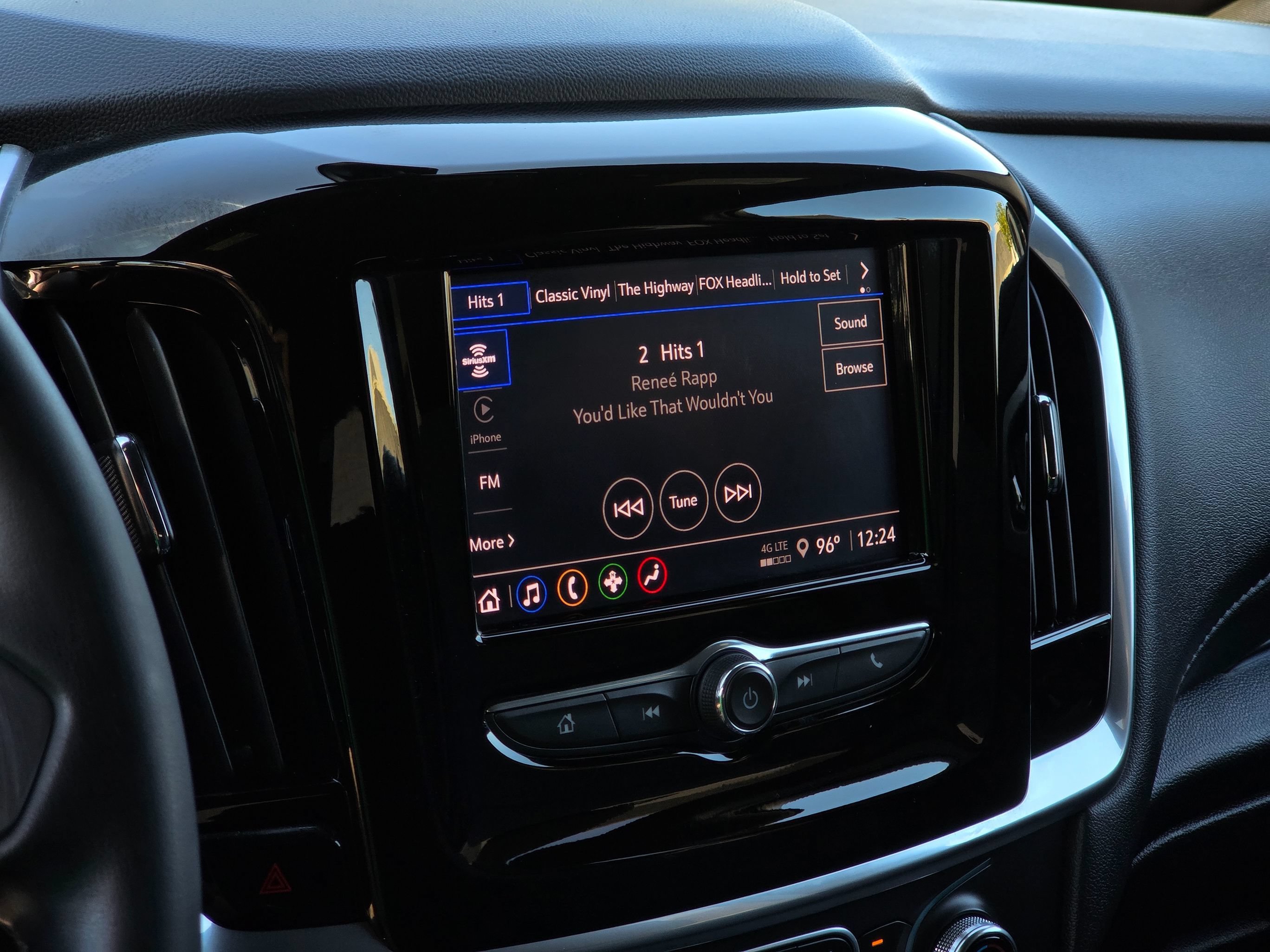 Used 2023 Chevrolet Traverse LT FWD image 36