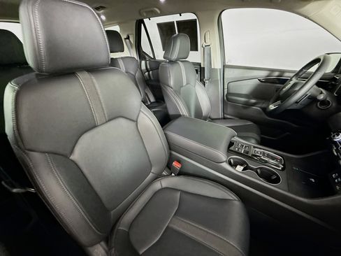Certified 2025 Honda Pilot EX-L image 36