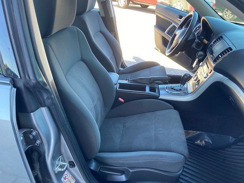 Used 2009 Subaru Legacy 2.5i Special Edition AWD/4WD image 17