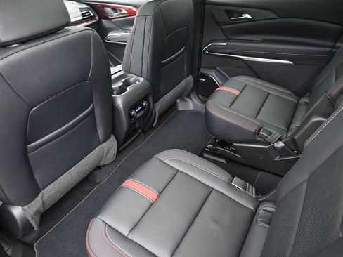 New 2026 Chevrolet Traverse RS FWD image 20