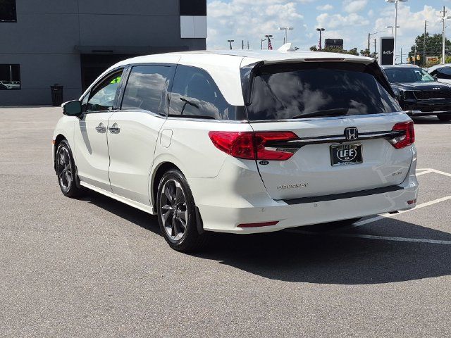 Used 2023 Honda Odyssey Elite image 5