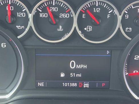 Used 2020 Chevrolet Silverado 1500 RST AWD/4WD image 25