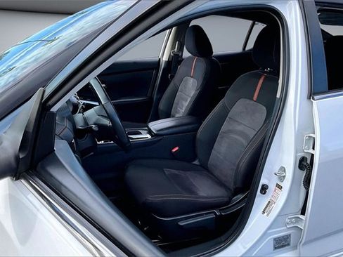 Certified 2024 Nissan Sentra SR image 20