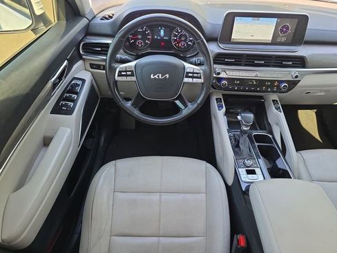 Used 2022 Kia Telluride EX w/ EX Premium Package AWD/4WD image 12
