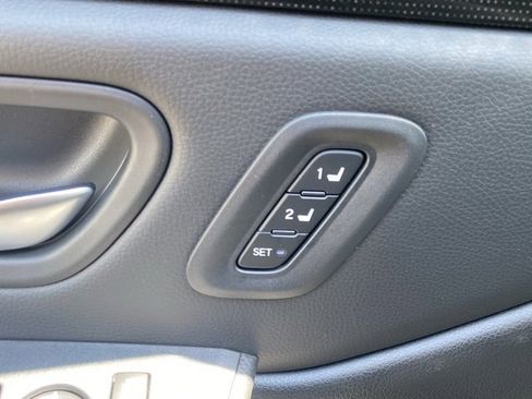 Used 2024 Honda Pilot Elite image 14