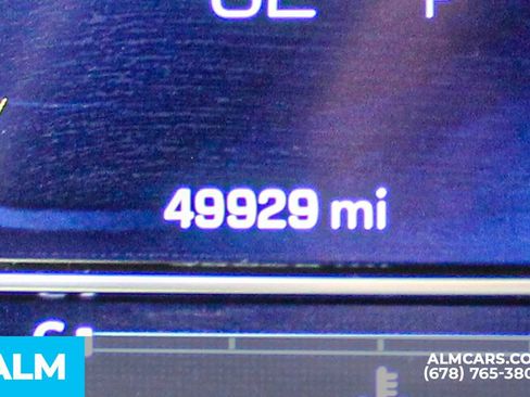 Used 2025 Chevrolet Silverado 1500 LT RWD image 40