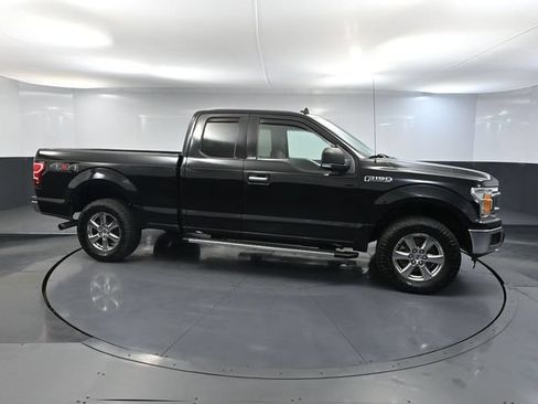 Used 2019 Ford F150 XLT w/ Equipment Group 302A Luxury AWD/4WD image 3