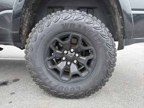 Used 2022 RAM 1500 Limited image 17