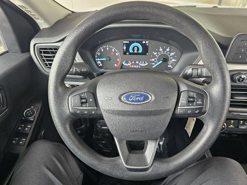 Used 2022 Ford Escape S image 20