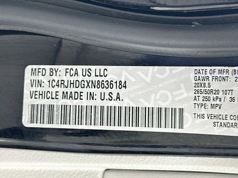 Used 2022 Jeep Grand Cherokee Overland AWD/4WD image 33