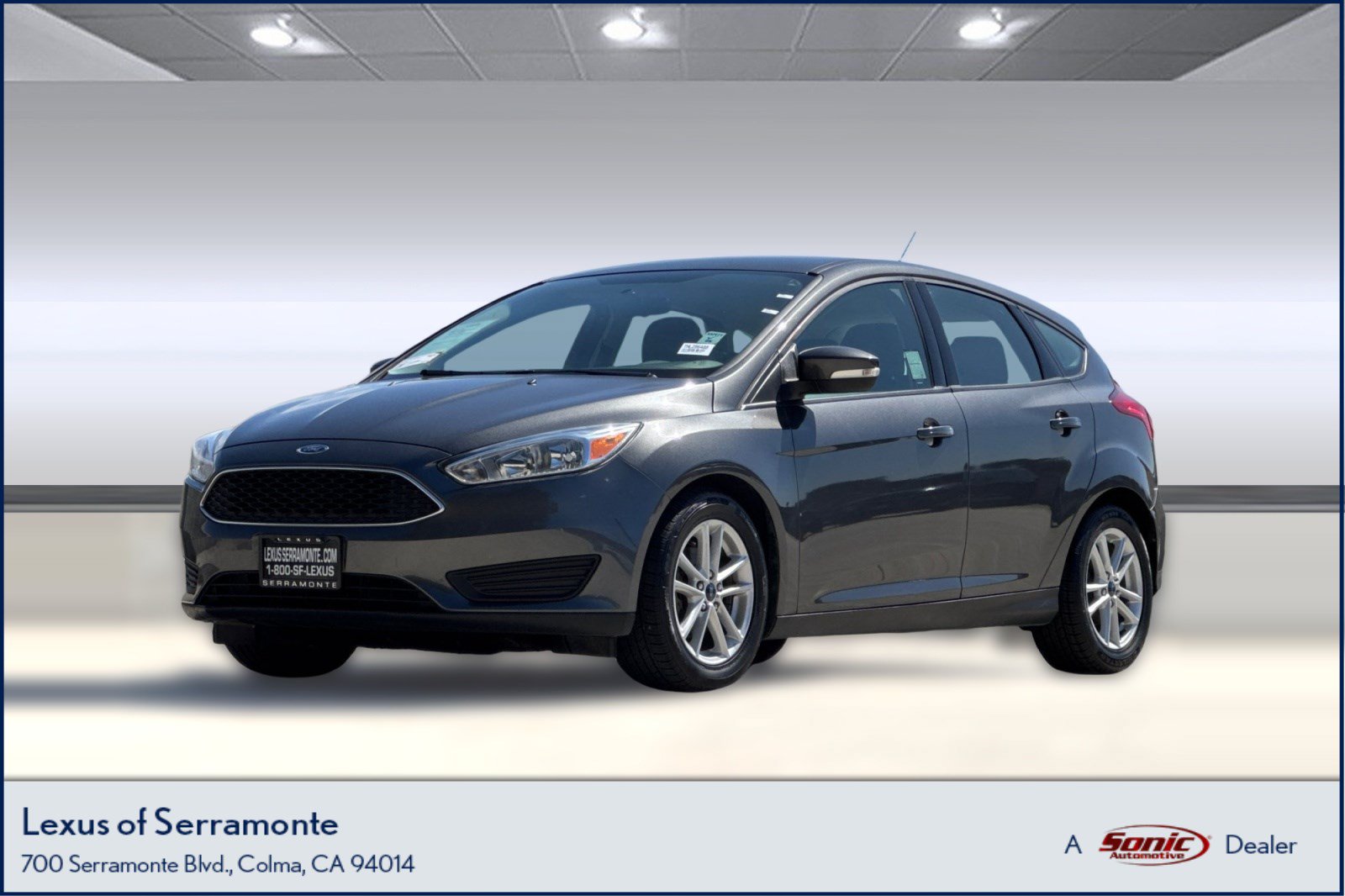 Used 2017 Ford Focus SE FWD image 1