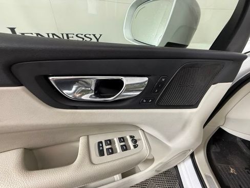 Used 2020 Volvo XC60 T5 Inscription w/ Protection Package FWD image 13