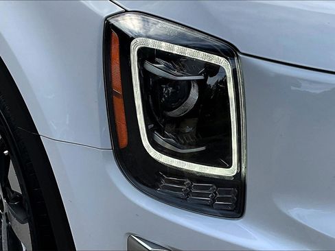 Used 2022 Kia Telluride S image 29
