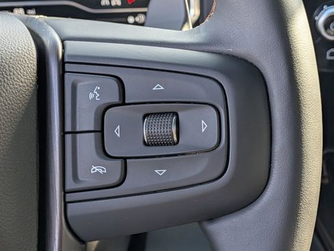 Used 2025 GMC Sierra 1500 AT4 image 30