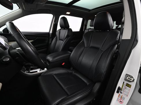 Used 2019 Subaru Ascent Limited image 40