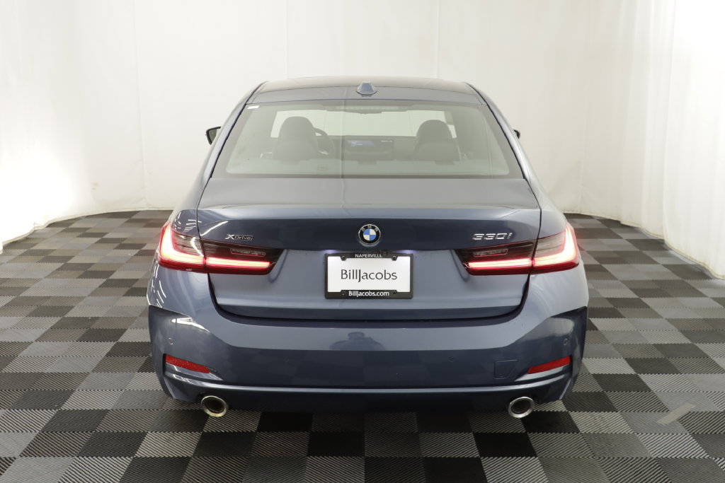 Used 2025 BMW 330i xDrive Sedan AWD/4WD image 17