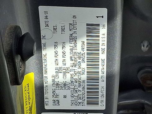 Certified 2018 Toyota Tacoma SR5 image 30