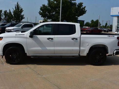 New 2026 Chevrolet Silverado 1500 Custom w/ Rally Edition AWD/4WD image 9