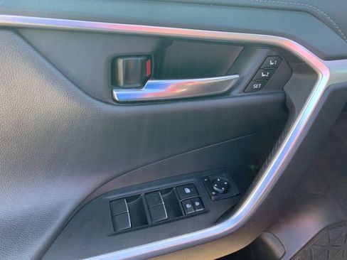 Used 2020 Toyota RAV4 Limited w/ Limited Grade Weather Package image 21