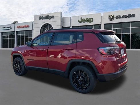 New 2026 Jeep Compass Latitude image 6