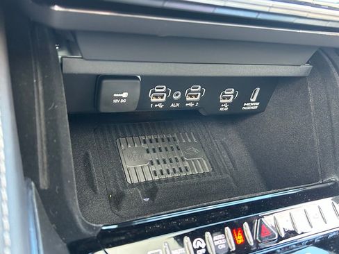 New 2026 Jeep Grand Wagoneer Summit w/ Rear Seat Video Group I image 59