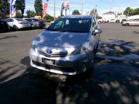 Used 2012 Toyota Prius V Three FWD image 1