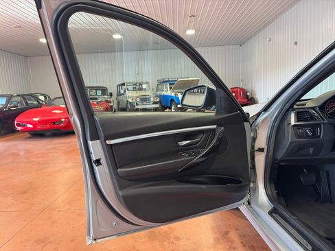 Used 2016 BMW 328i xDrive Sedan image 17