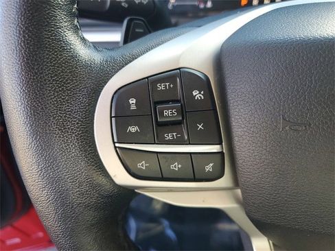 Used 2021 Ford Explorer XLT w/ Equipment Group 202A image 21