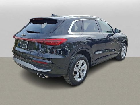 Used 2025 Audi Q5 Premium AWD/4WD image 25